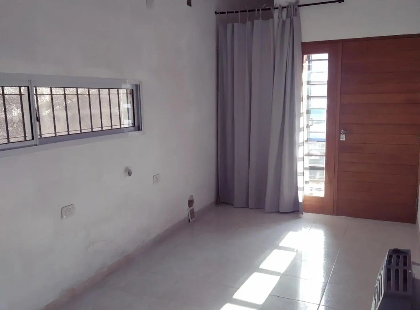 CASA EN VENTA EN PEHUAJO CON 2 DEPARTAMENTOS 3