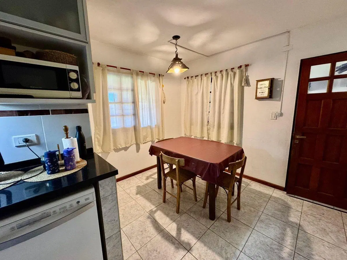 CASA EN VENTA EN PERGAMINO 4
