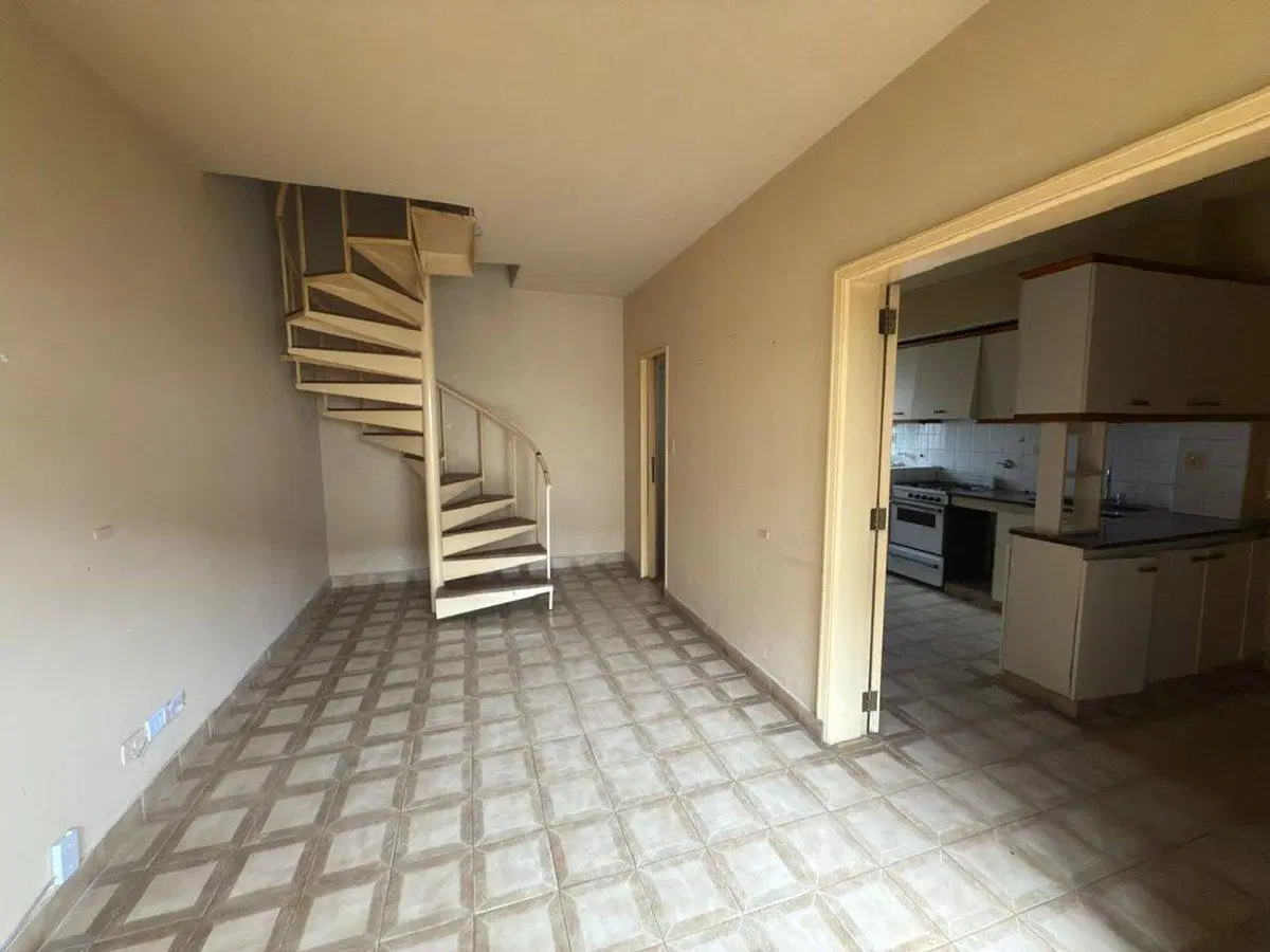 CASA EN VENTA EN PERGAMINO CON PATIO Y COCHERA 4