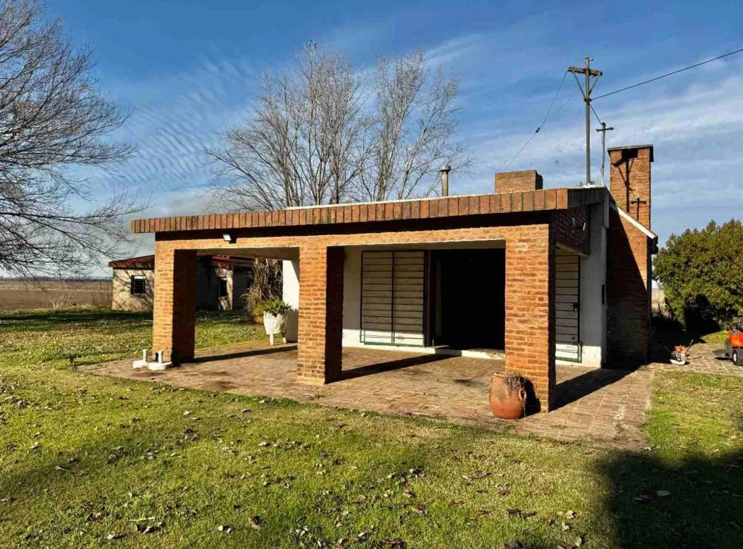 CASA EN VENTA EN PERGAMINO CON PILETA 3