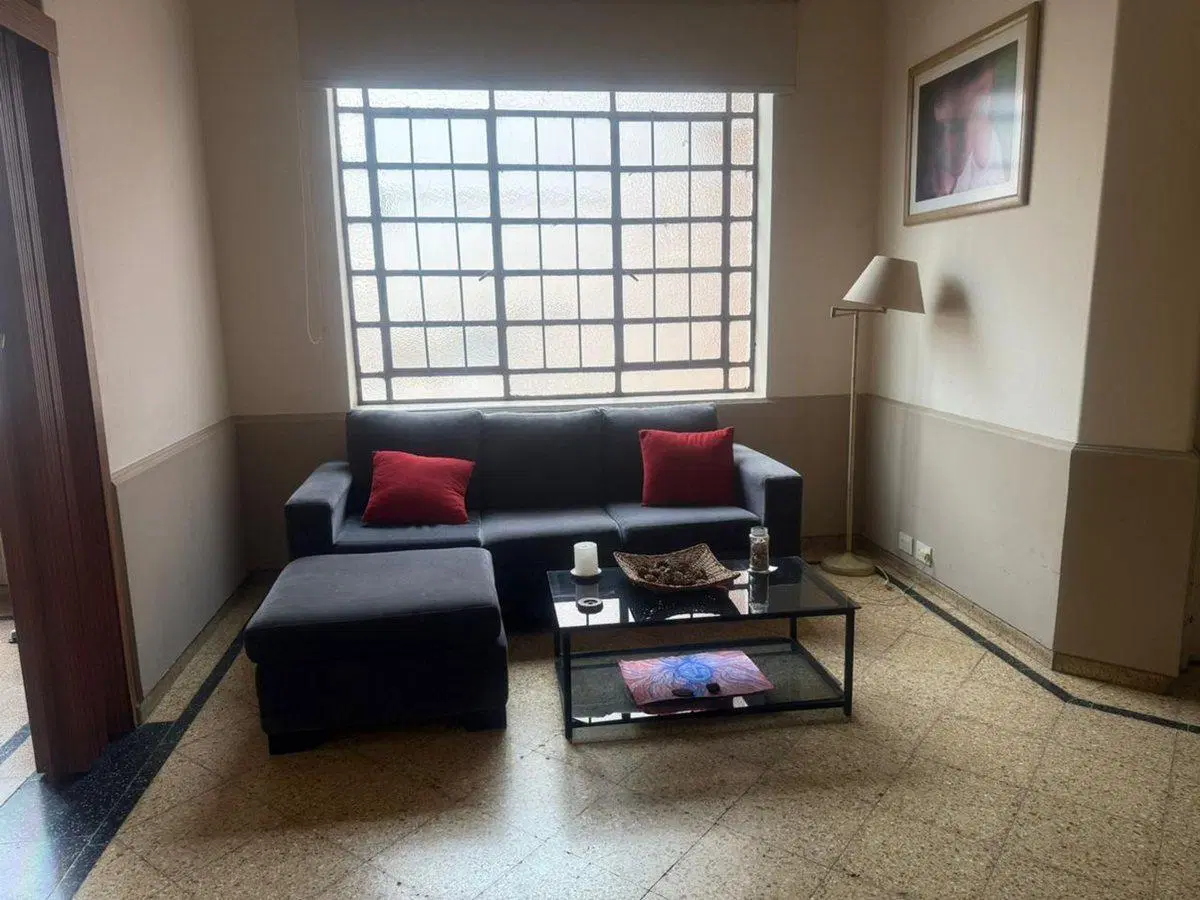 CASA EN VENTA EN 9 DE JULIO CON PILETA 4
