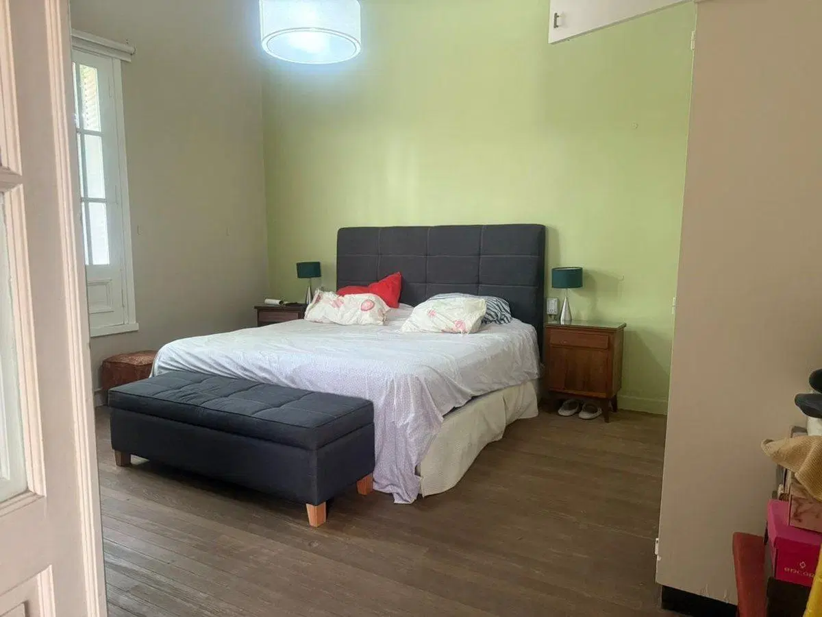CASA EN VENTA EN 9 DE JULIO CON PILETA 8