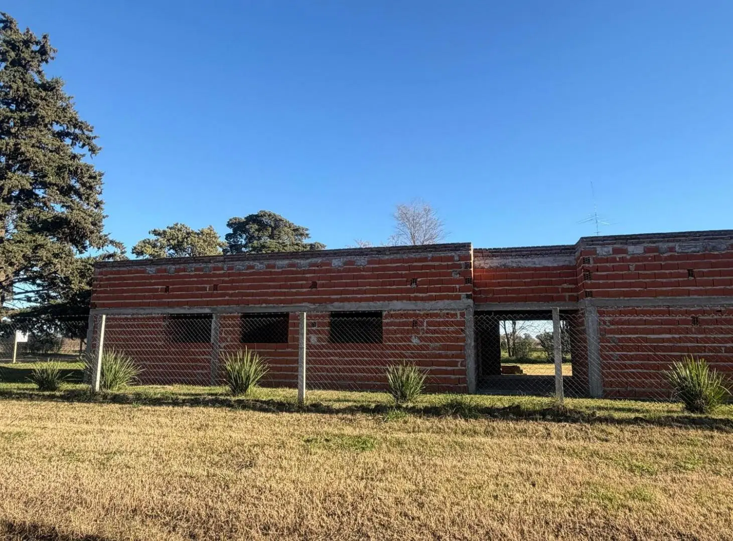 CASA EN VENTA EN PEHUAJÓ EN CONSTRUCCIÓN 4