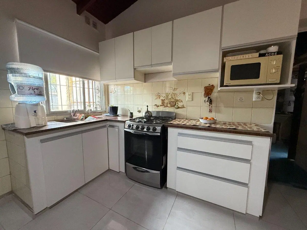 CASA EN VENTA EN PERGAMINO CON PATIO 4