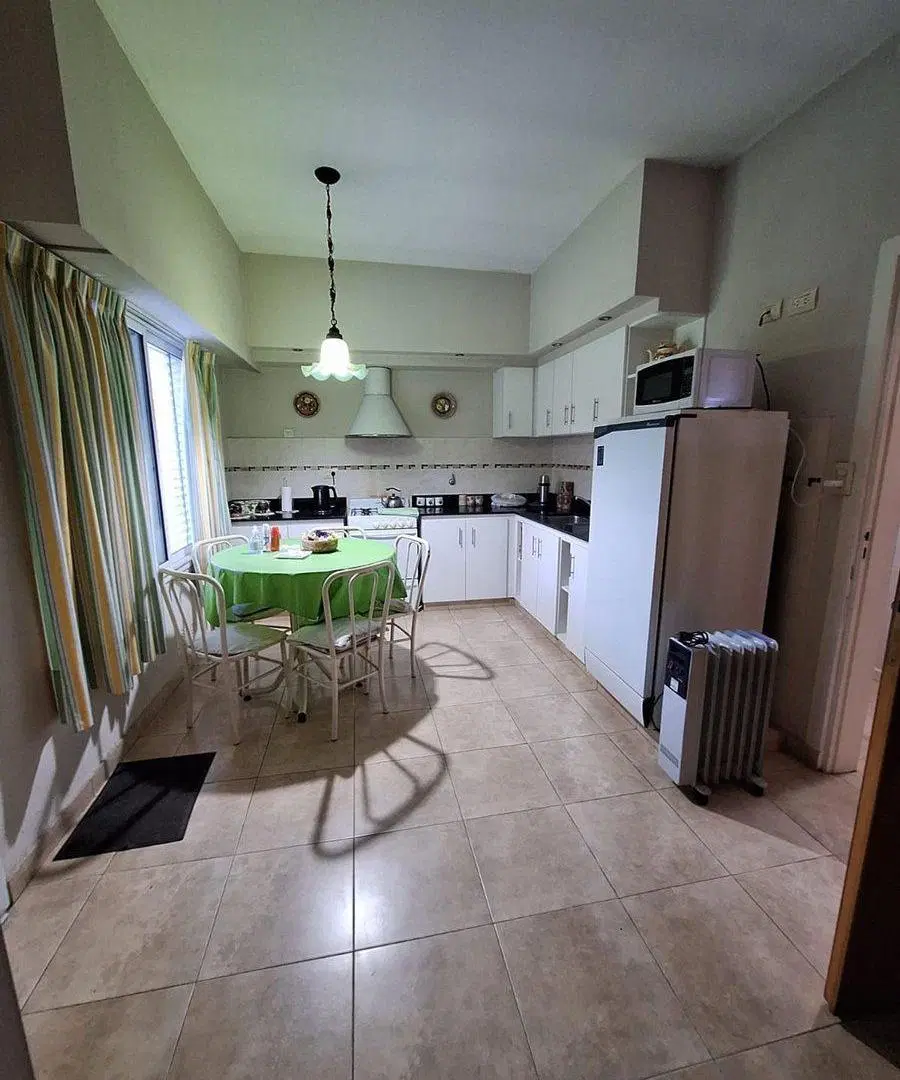 CASA EN VENTA EN PERGAMINO EN CLUB SIRIO 4