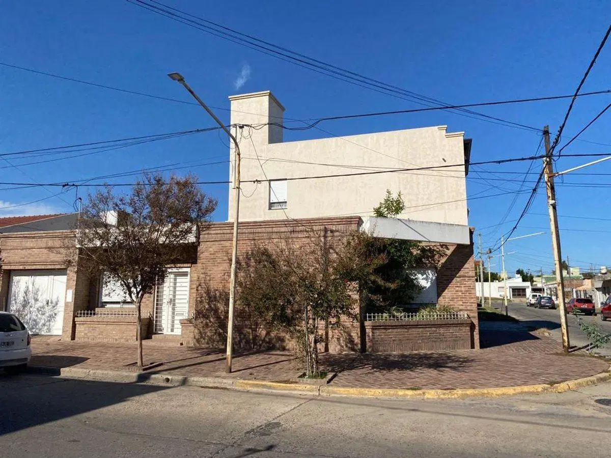 CASA EN VENTA EN PERGAMINO 2