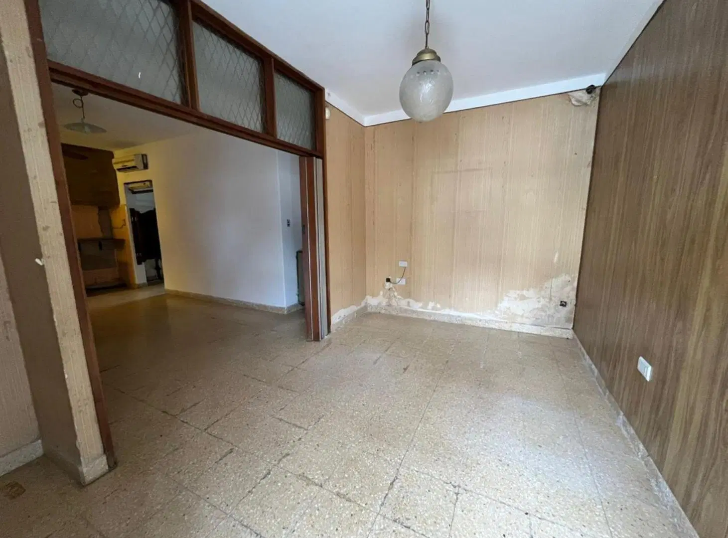 CASA EN VENTA EN PERGAMINO CON PATIO Y COCHERA 2