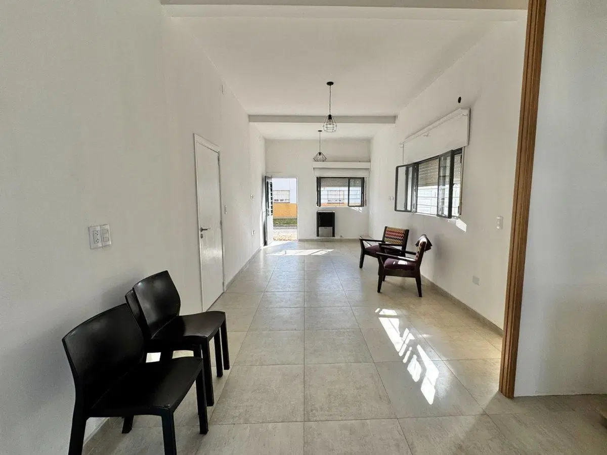 CASA EN VENTA EN PERGAMINO CON GARAGE 3