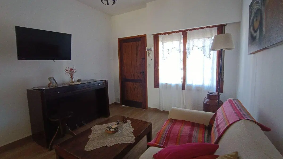 CASA EN VENTA EN PERGAMINO 4