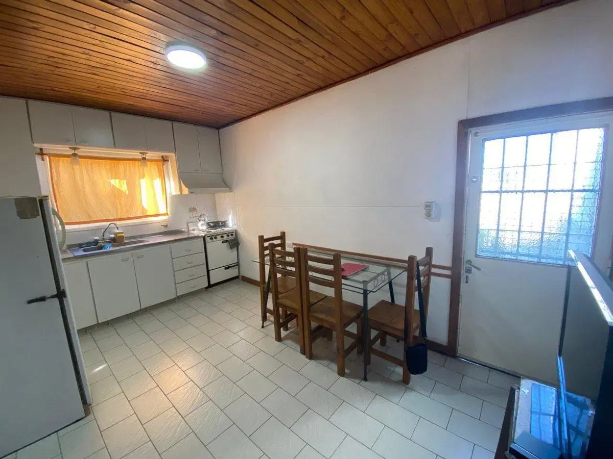 CASA EN VENTA EN PERGAMINO CON PATIO 2