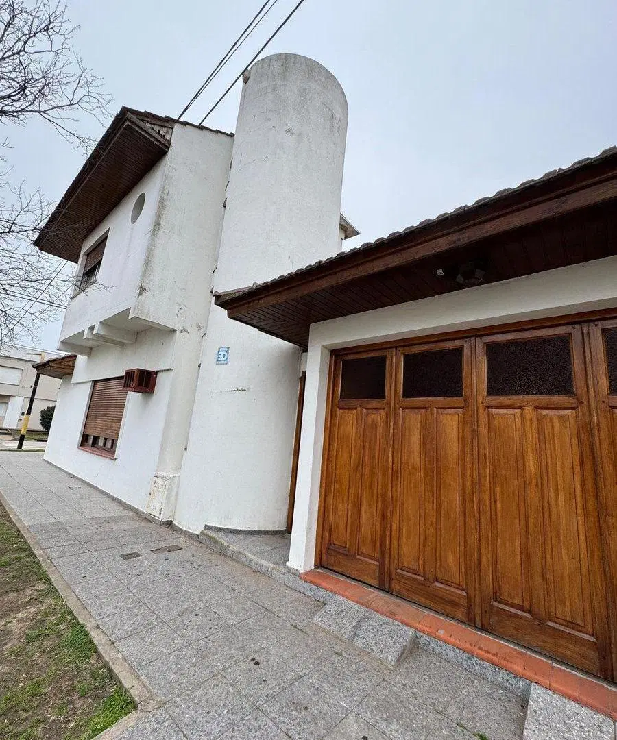 CASA EN VENTA EN PEHUAJO 4
