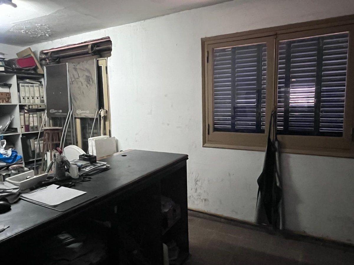 Foto de DEPOSITO EN VENTA EN PERGAMINO CON DEPARTAMENTO, imagen 2