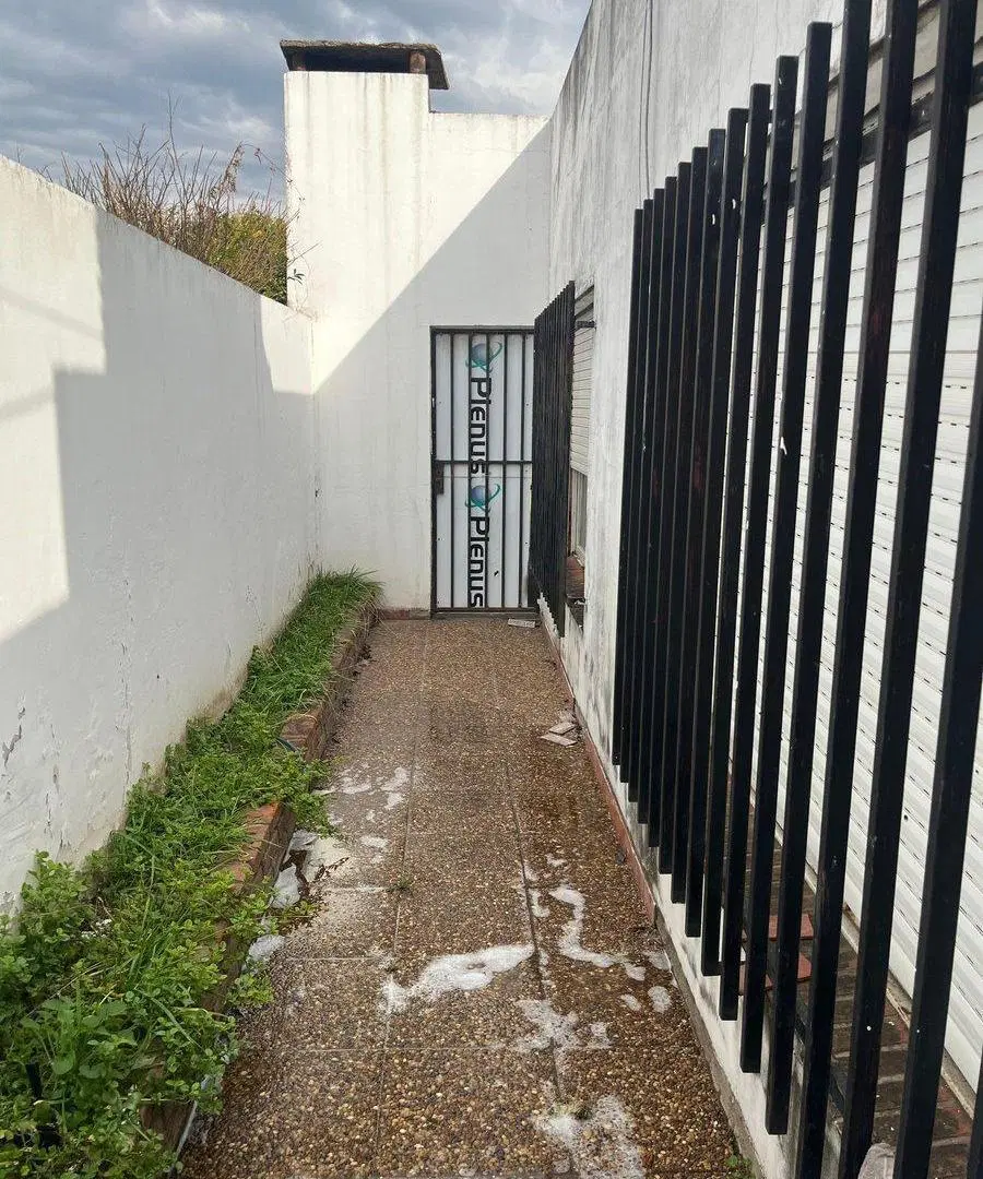 CASA EN VENTA EN PERGAMINO CON PATIO 8