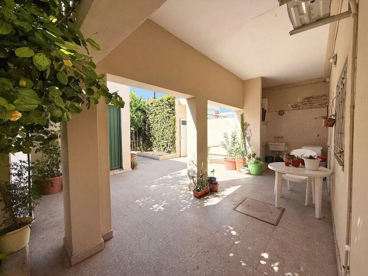 CASA EN VENTA EN PERGAMINO EN ZONA CENTRICA 8