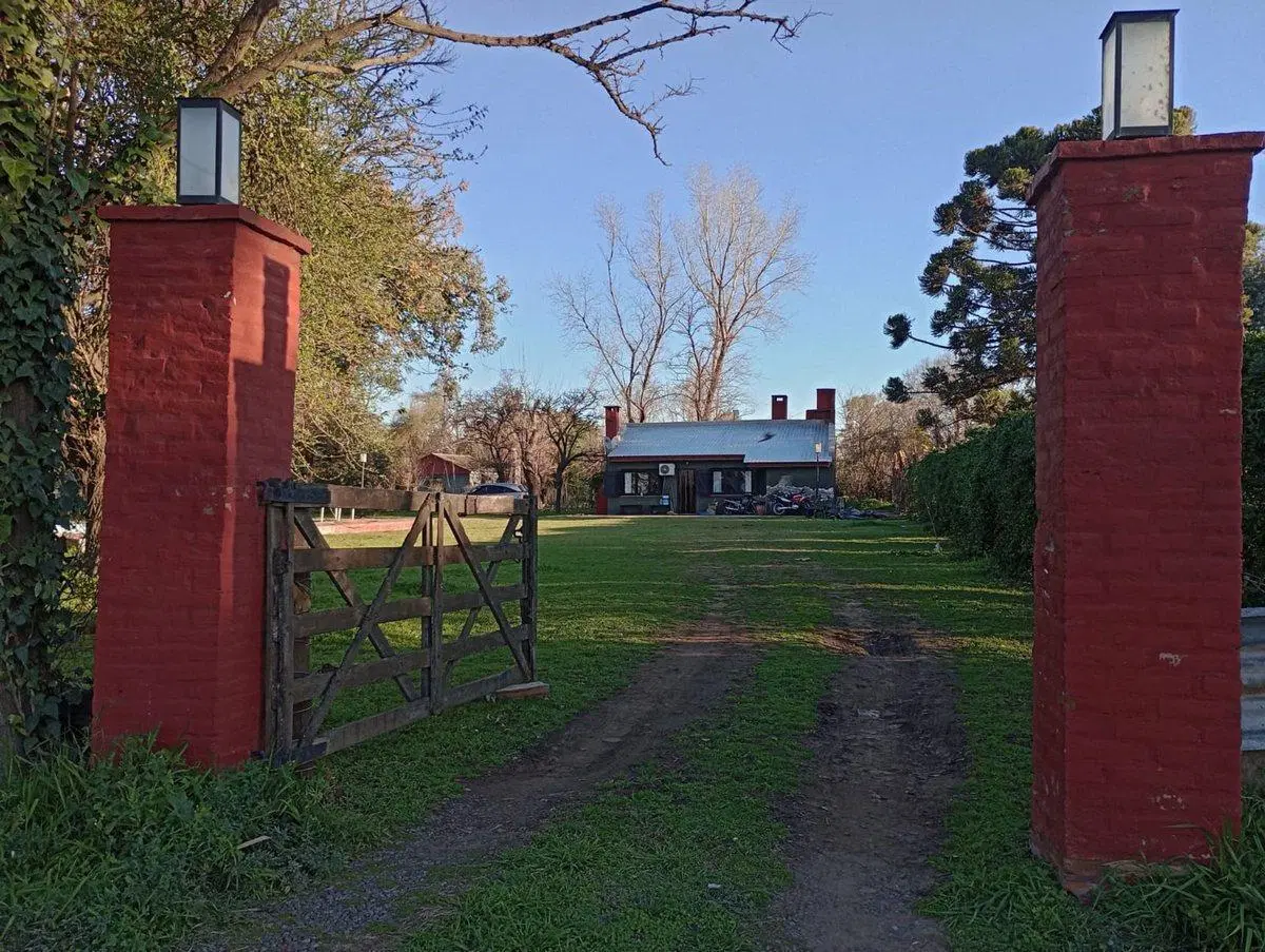 QUINTA EN VENTA EN BRAGADO CON PILETA 2