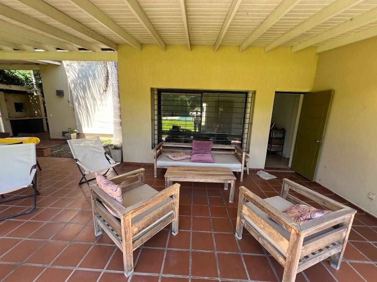 Foto de CASA EN VENTA EN PERGAMINO CON PILETA, imagen 5