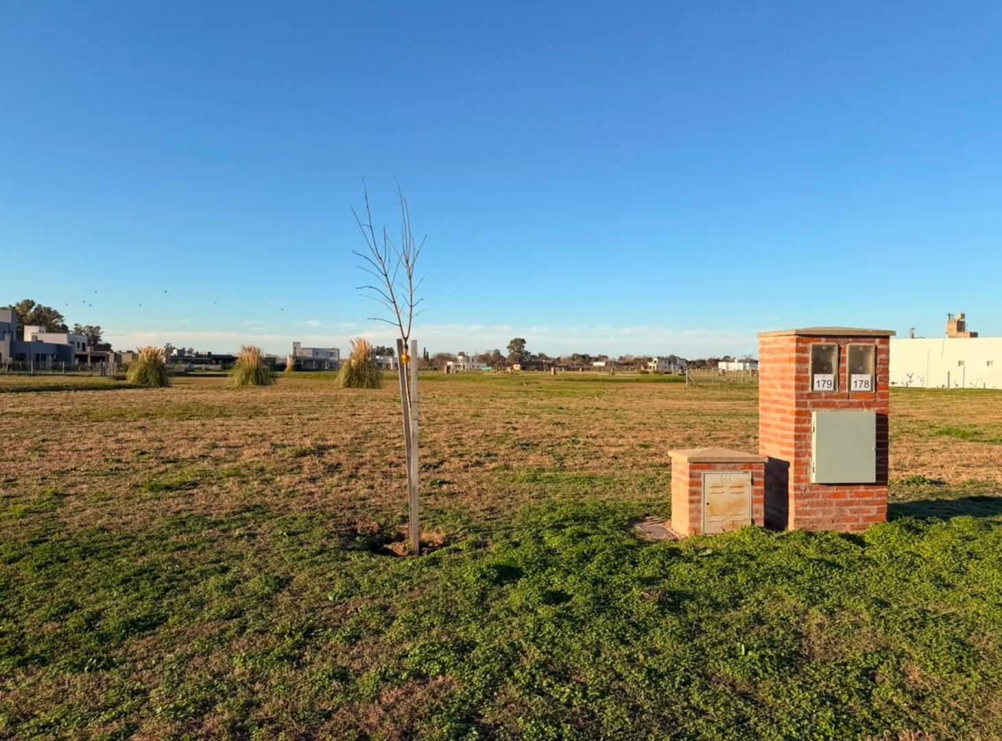 Foto de LOTE EN VENTA EN PERGAMINO EN BARRIO CERRADO, imagen 5