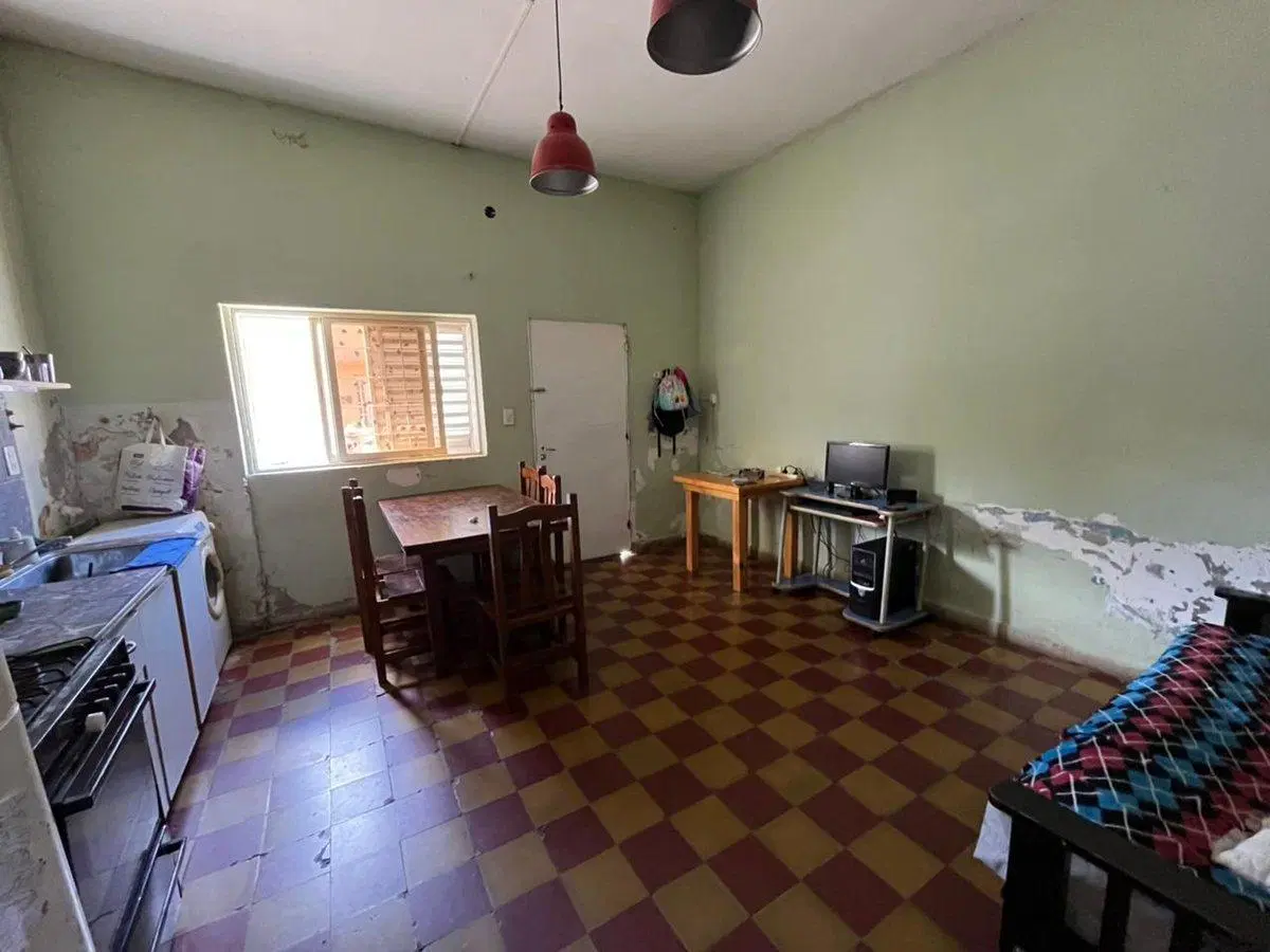 CASA EN VENTA EN PERGAMINO CON PATIO 3