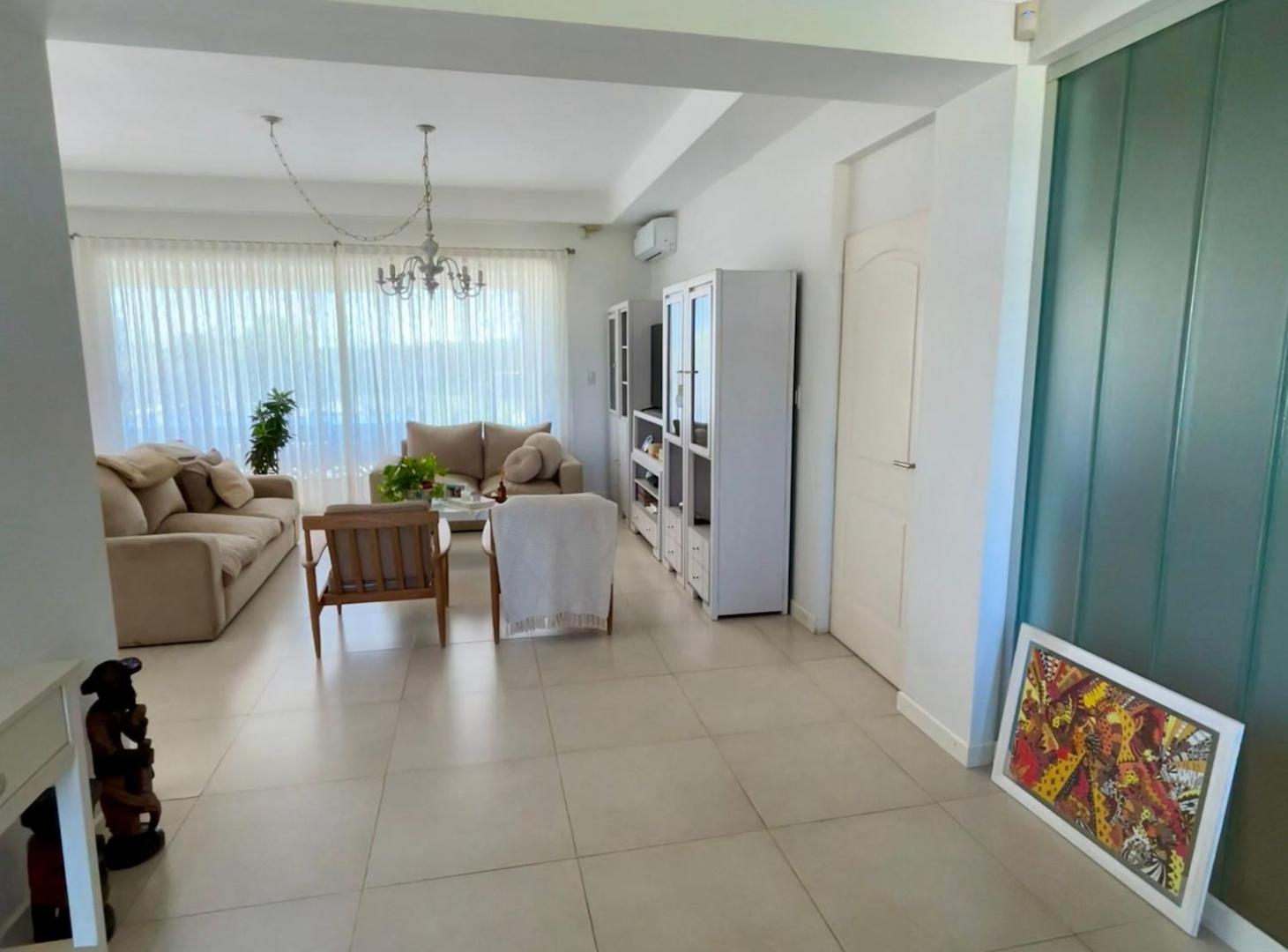 Foto de CASA EN VENTA EN PERGAMINO EN BARRIO CERRADO, imagen 5