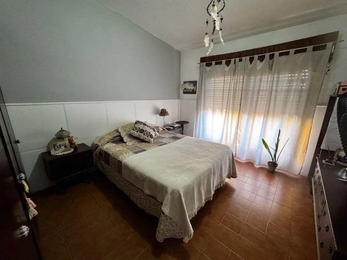 CASA EN VENTA EN PERGAMINO CON PATIO 3