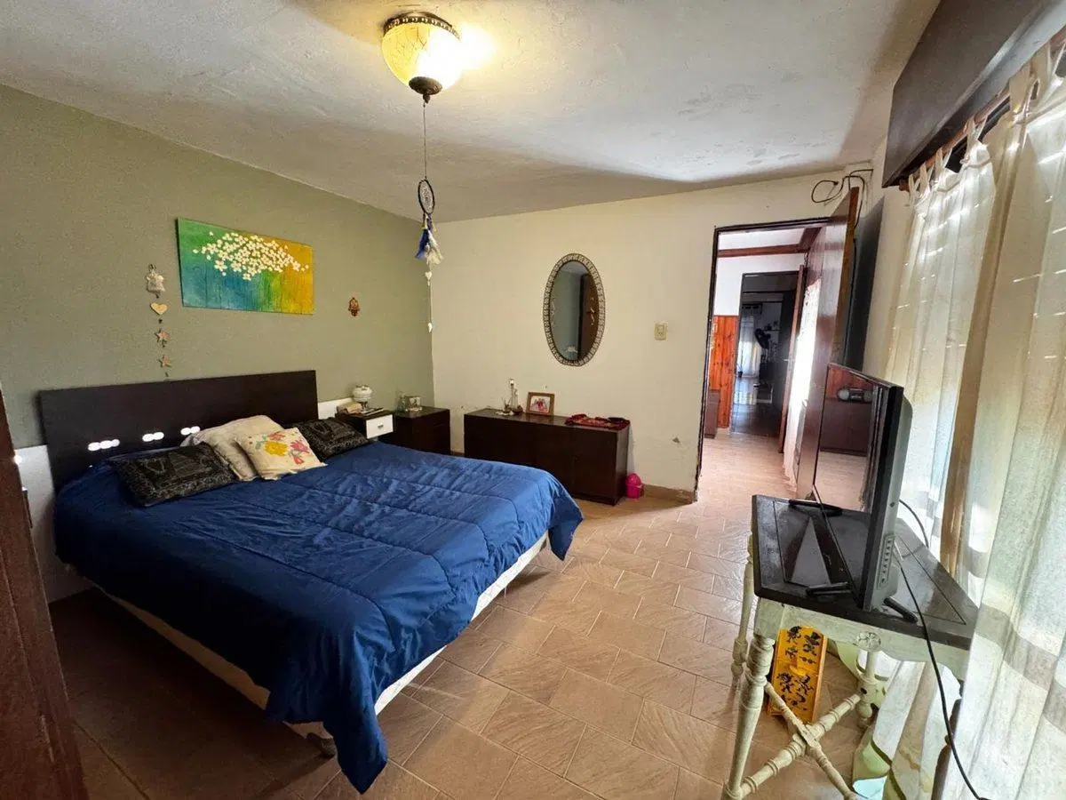 CASA EN VENTA EN PERGAMINO CON PATIO 2