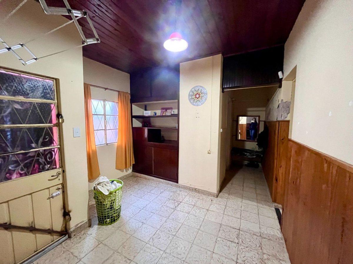 Foto de CASA EN VENTA EN ROJAS CON PATIO, imagen 3