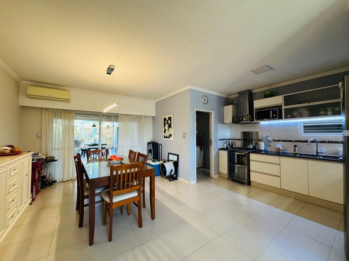 Foto de CASA EN VENTA EN PERGAMINO CON PILETA, imagen 2