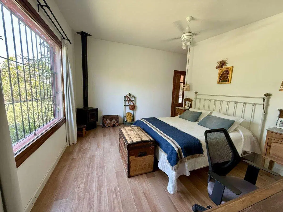CASA EN VENTA EN PERGAMINO CON PILETA 2