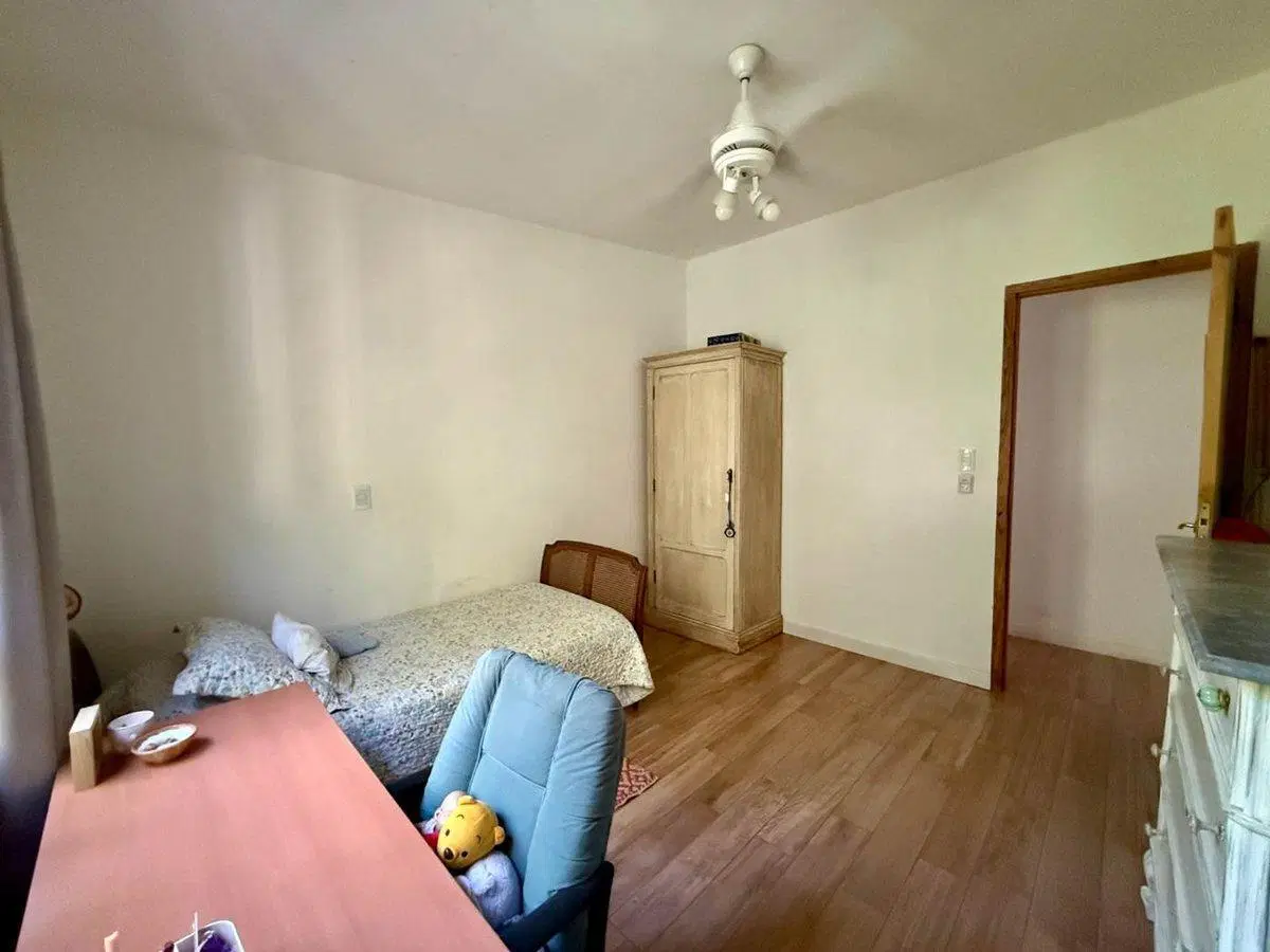 CASA EN VENTA EN PERGAMINO CON PILETA 3