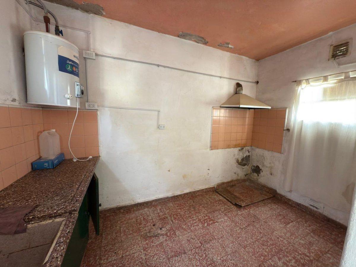 Foto de CASA EN VENTA EN PERGAMINO CON PATIO, imagen 1