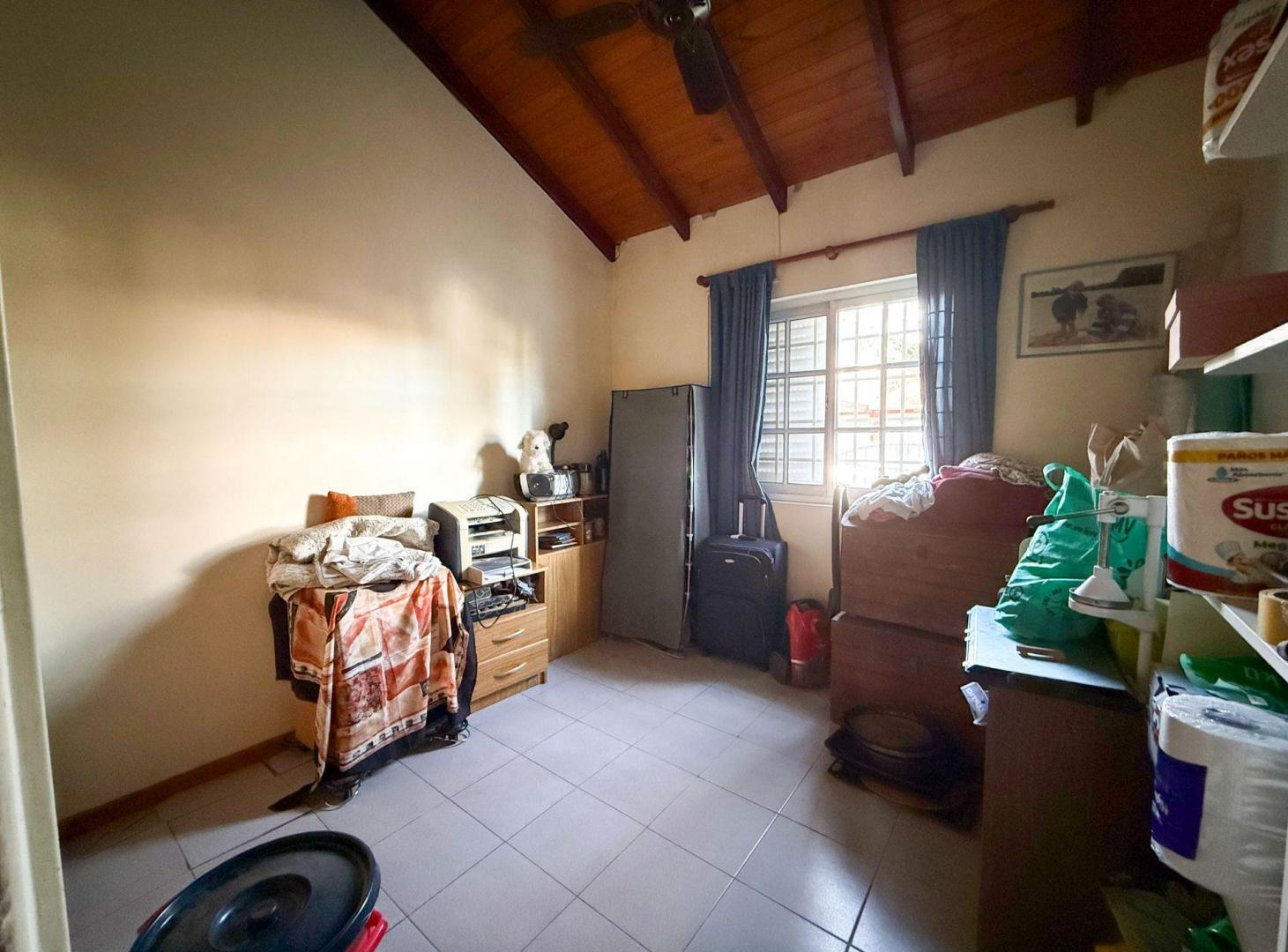 Foto de CASA EN VENTA EN PERGAMINO CON PATIO Y PILETA, imagen 4