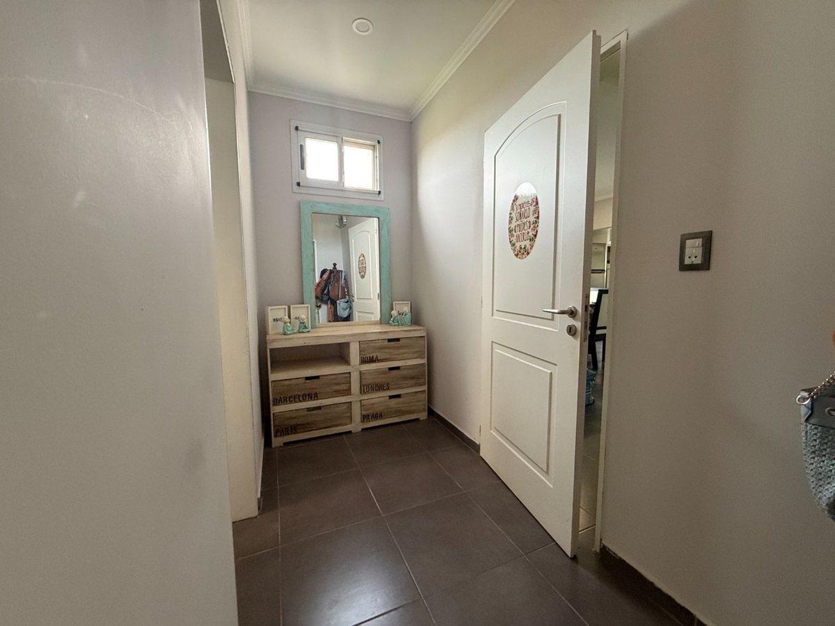 Foto de CASA EN VENTA EN MANUEL OCAMPO CON PILETA, imagen 4