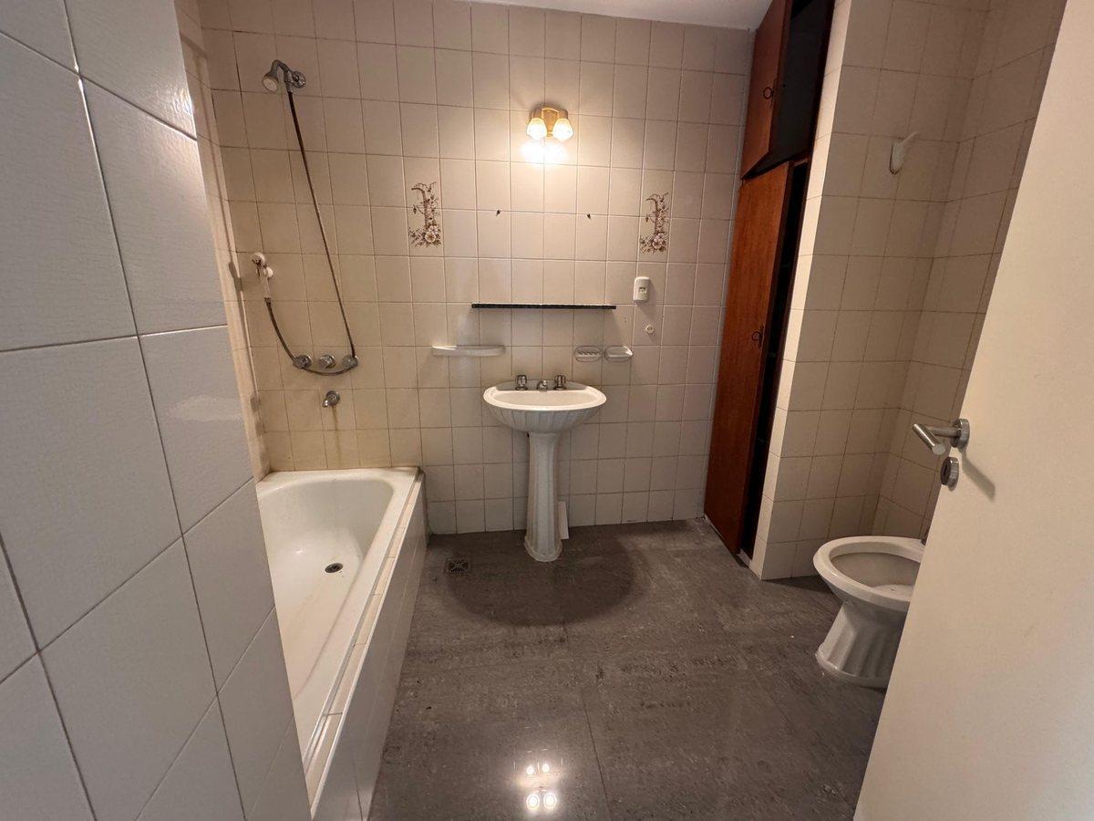 Foto de CASA EN VENTA EN PERGAMINO CON COCHERA, imagen 5