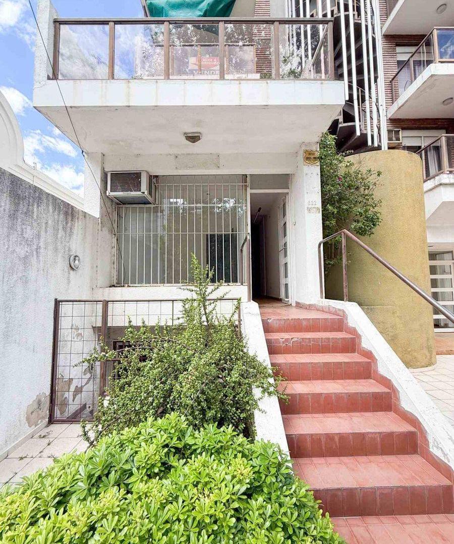 Foto de LOCAL EN VENTA EN EL CENTRO DE PERGAMINO, imagen 1