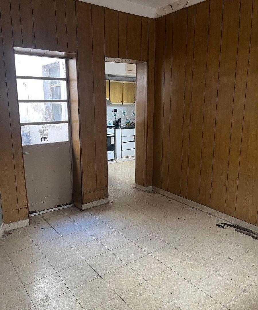 Foto de CASA EN VENTA EN PERGAMINO A REFACCIONAR, imagen 4