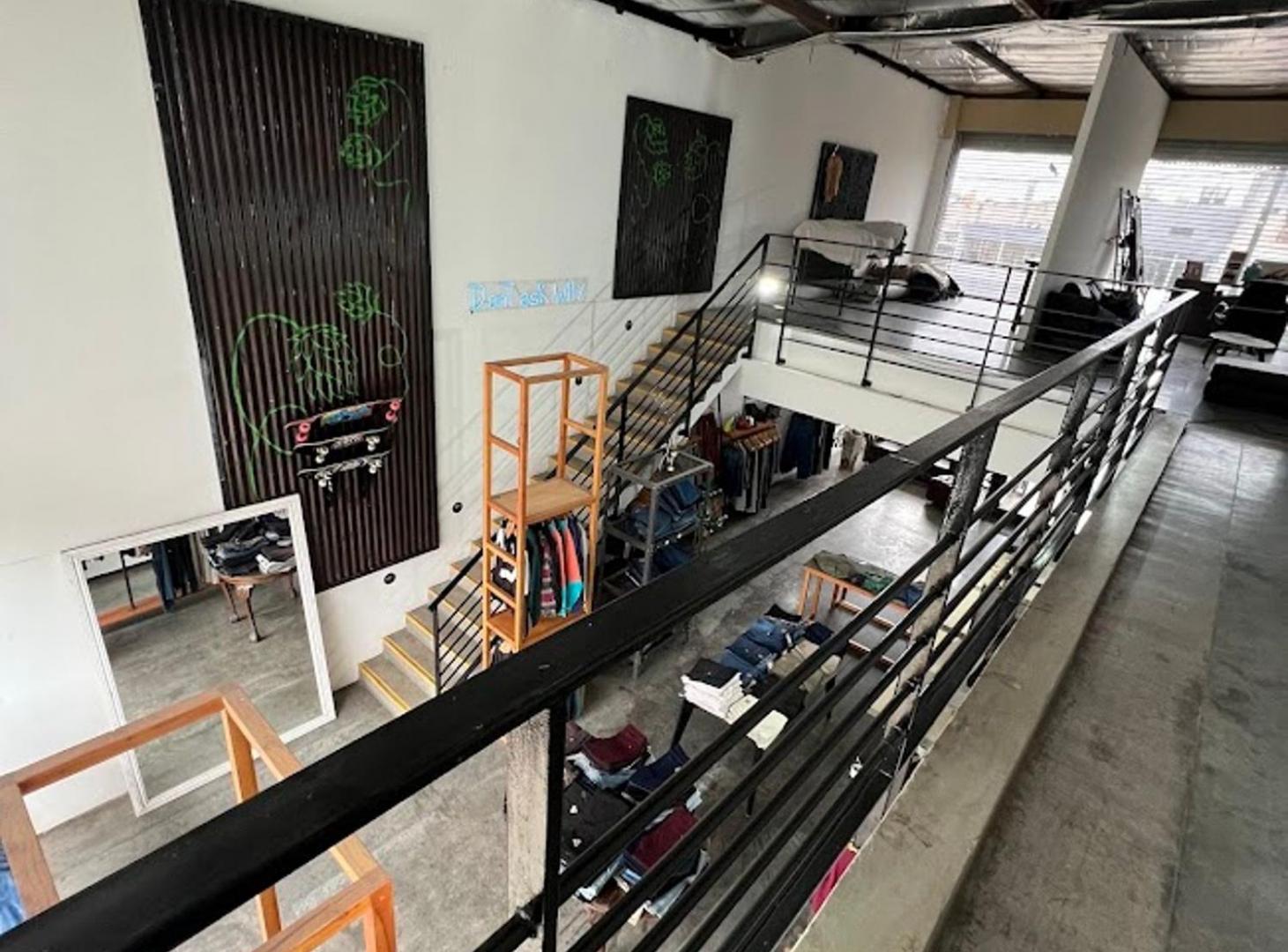 Foto de LOCAL EN VENTA EN PERGAMINO SOBRE AVENIDA, imagen 4