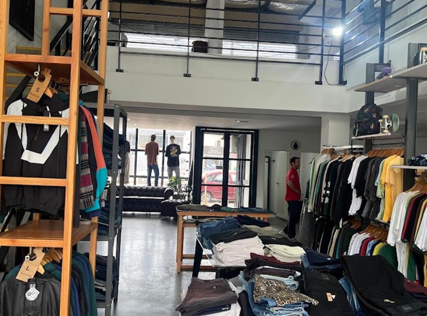 Foto de LOCAL EN VENTA EN PERGAMINO SOBRE AVENIDA, imagen 3