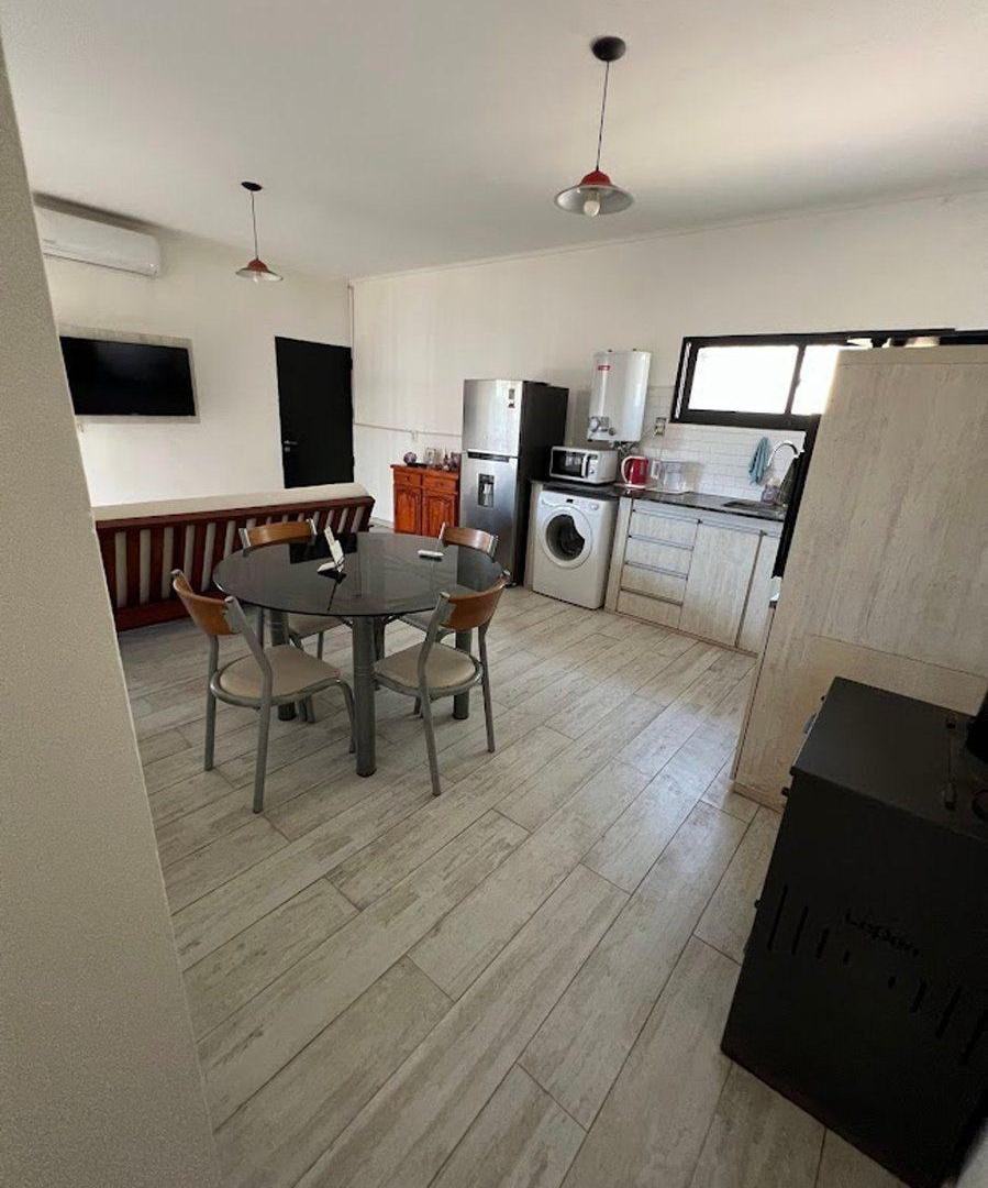 Foto de CASA EN VENTA EN PERGAMINO CON PILETA., imagen 3