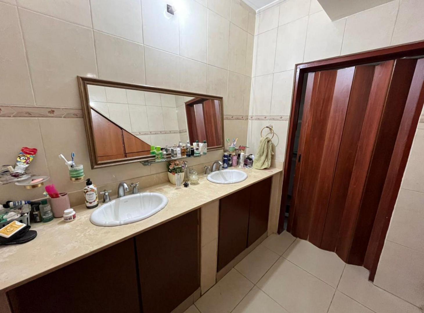 Foto de CASA EN VENTA EN PERGAMINO CON PATIO, imagen 3