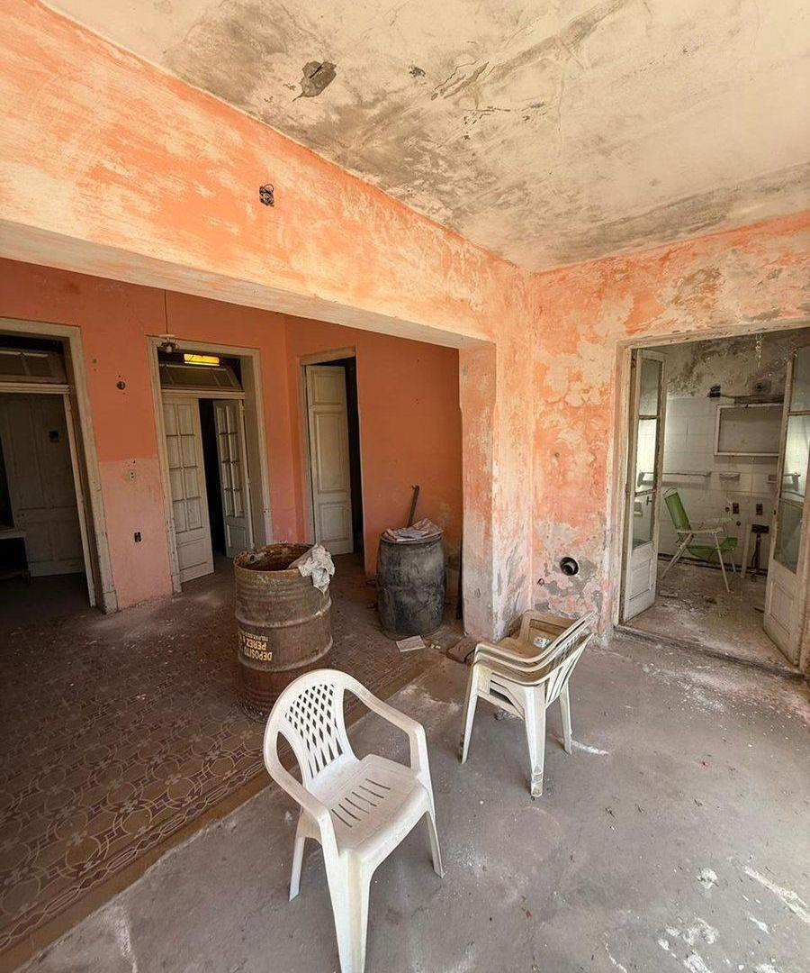 Foto de CASA EN VENTA EN PERGAMINO A REFACCIONAR, imagen 2