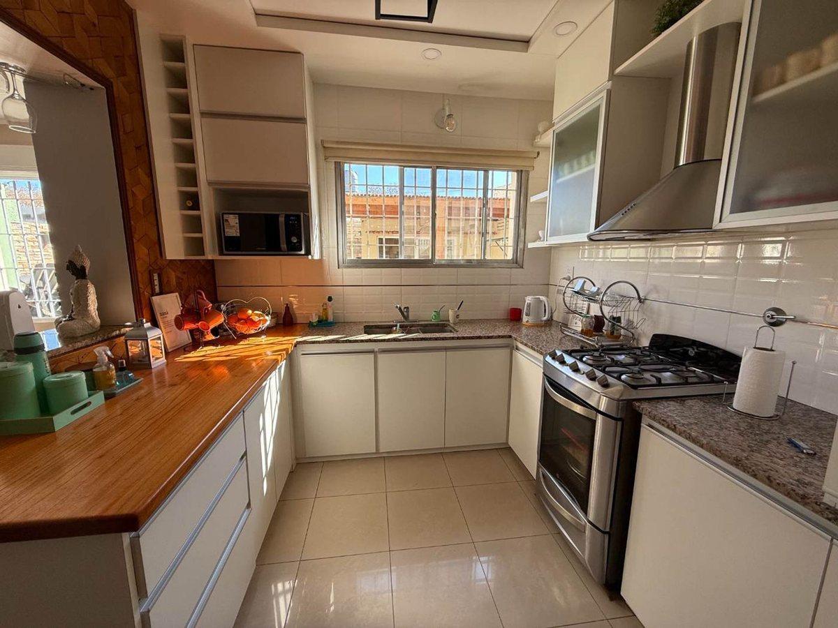 Foto de CASA EN VENTA EN PERGAMINO CON PATIO Y PILETA, imagen 3