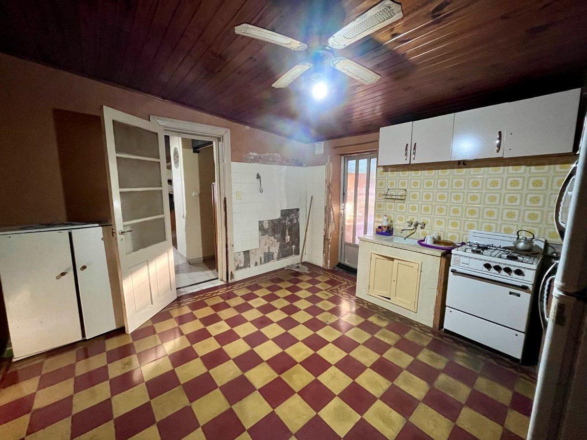 Foto de CASA EN VENTA EN ROJAS CON PATIO, imagen 4