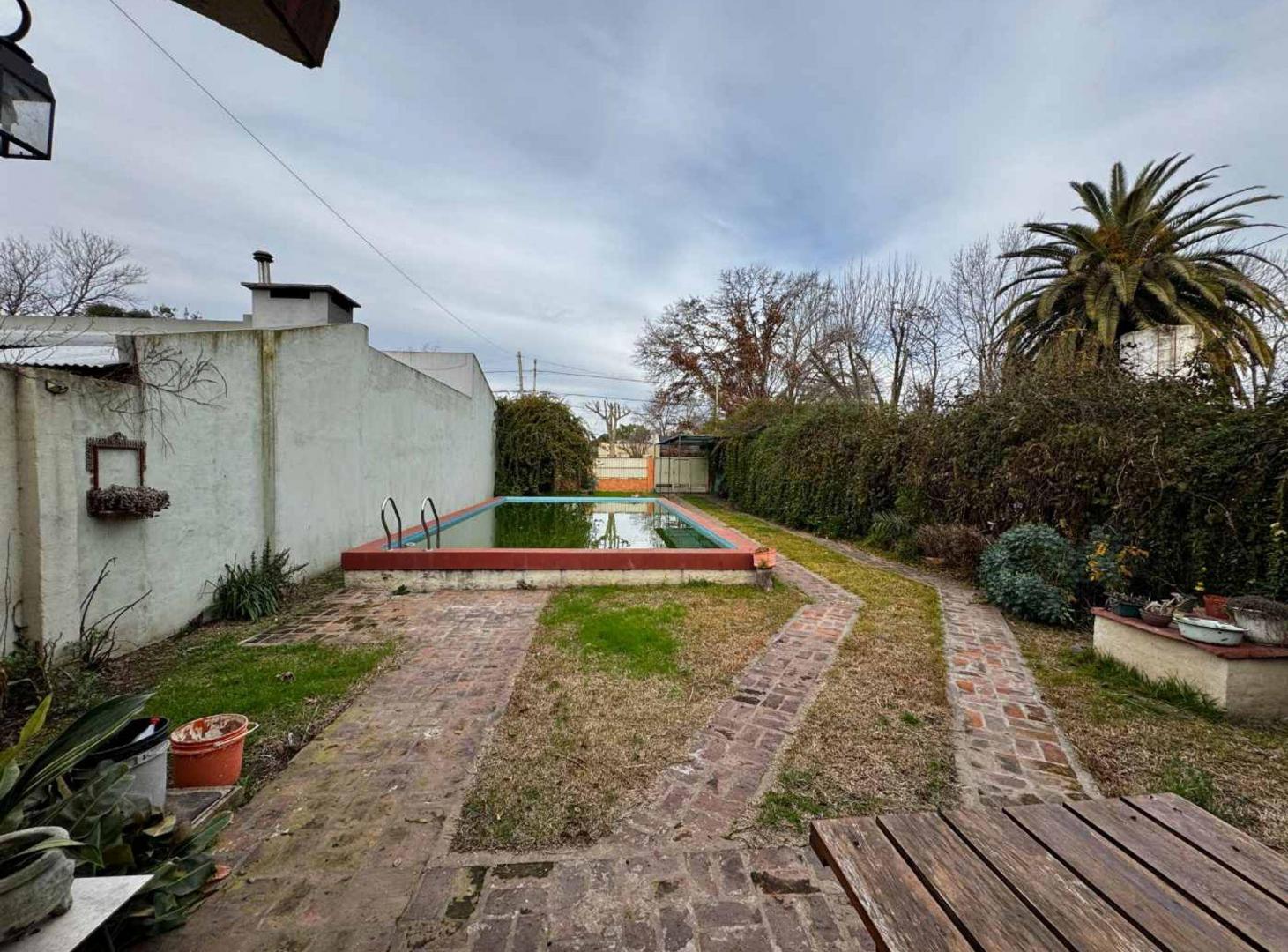 Foto de CASA EN VENTA EN PERGAMINO CON PILETA, imagen 4
