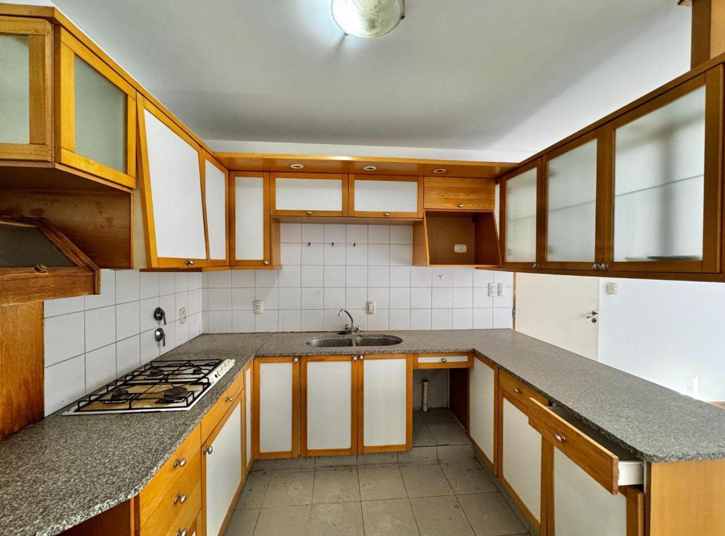 Foto de CASA EN VENTA EN PERGAMINO CON GARAGE Y PATIO, imagen 3