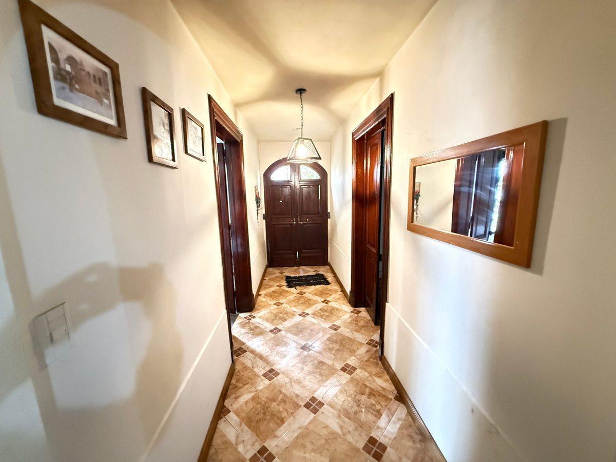 Foto de CASA EN VENTA EN PERGAMINO ESTILO COLONIAL, imagen 2