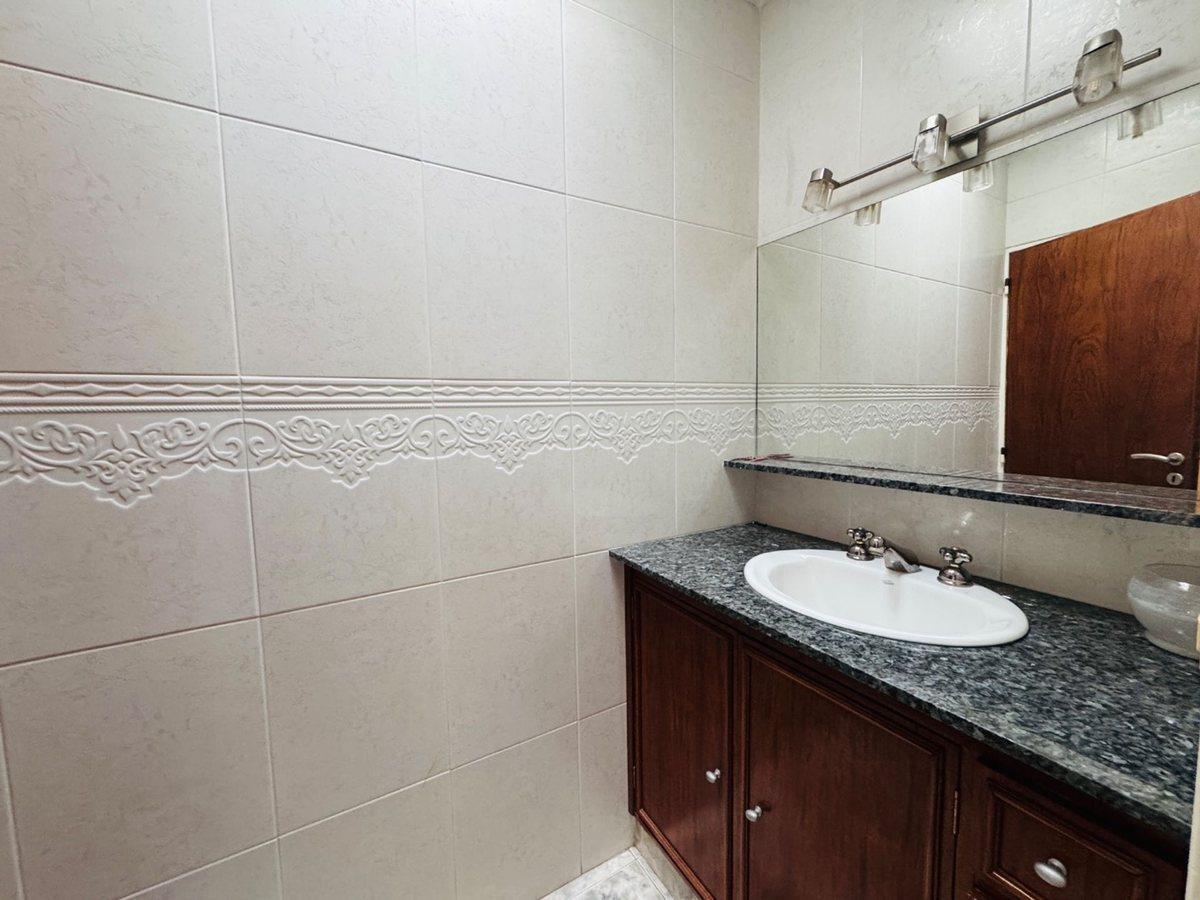 Foto de CASA EN VENTA EN PERGAMINO EN ZONA CENTRICA, imagen 2