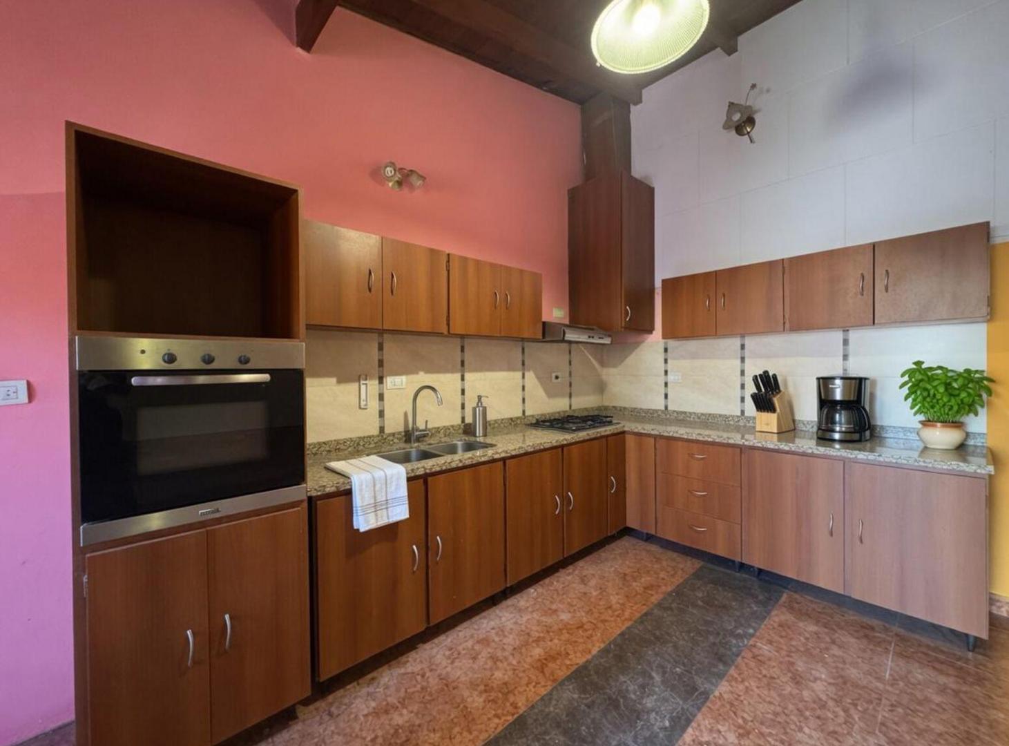 Foto de CASA EN VENTA EN PERGAMINO CON PILETA, imagen 5
