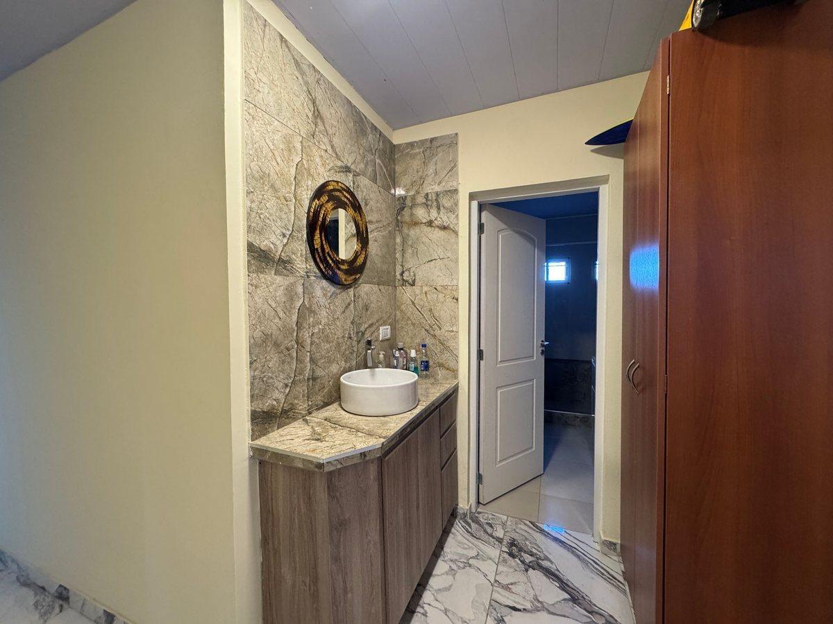 Foto de CASA EN VENTA EN PERGAMINO CON PILETA, imagen 4