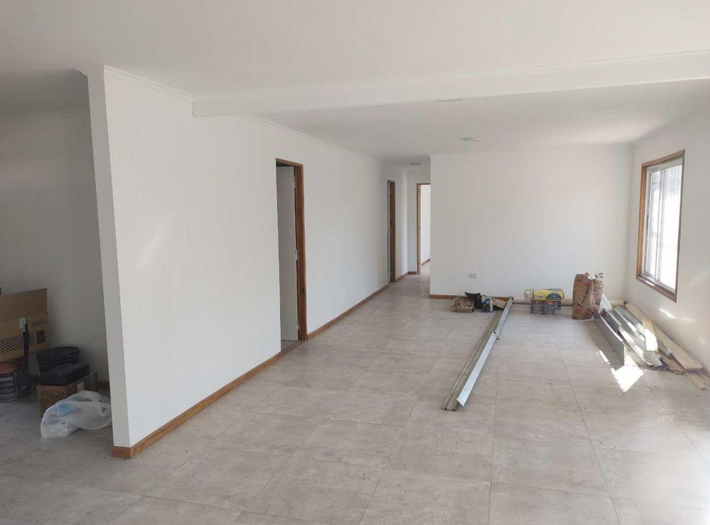 Foto de CASA A ESTRENAR EN VENTA MANUEL OCAMPO CON PILETA, imagen 5