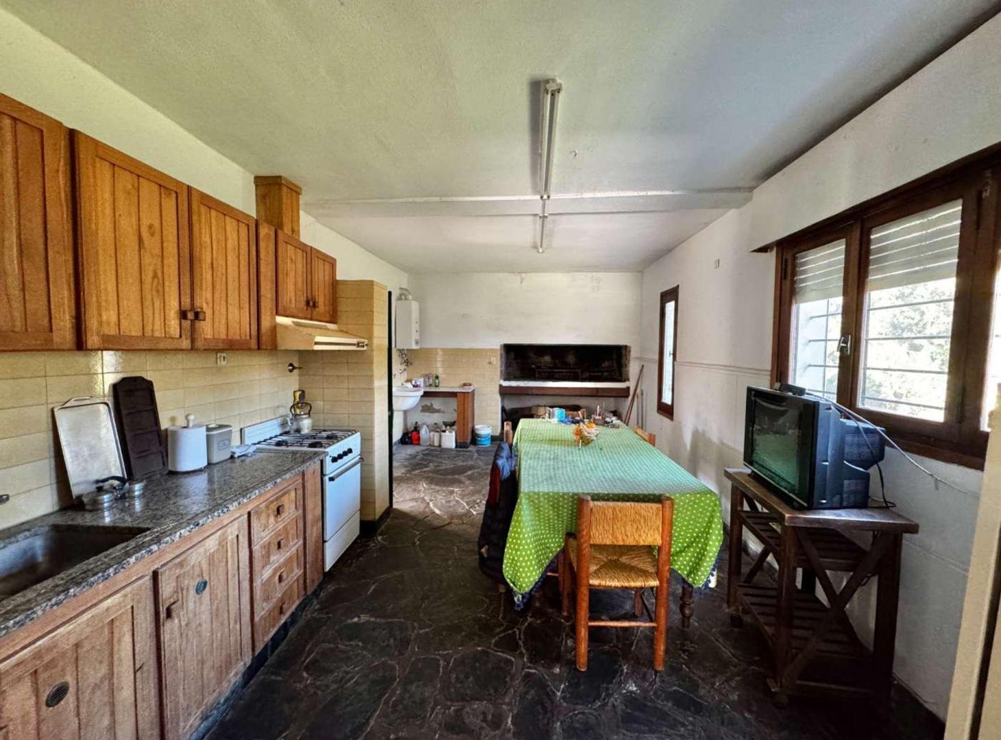 Foto de CASA EN VENTA EN PERGAMINO CON PILETA, imagen 1
